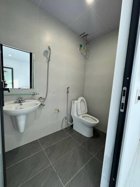 CHO THUÊ CĂN HỘ MINI KĐT PHÚ GIA PHÚ CƯỜNG KHÉP KÍN NHÀ MỚI. CHỈ XÁCH VALI VÀO Ở