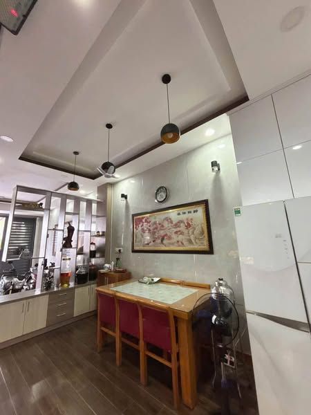 Bán nhà đường B1 Bùi Phùng, Khu Đô Thị VCN Phước Hải, Nha Trang 4 tầng rất đẹp