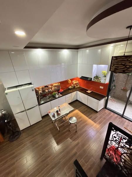 Bán nhà đường B1 Bùi Phùng, Khu Đô Thị VCN Phước Hải, Nha Trang 4 tầng rất đẹp
