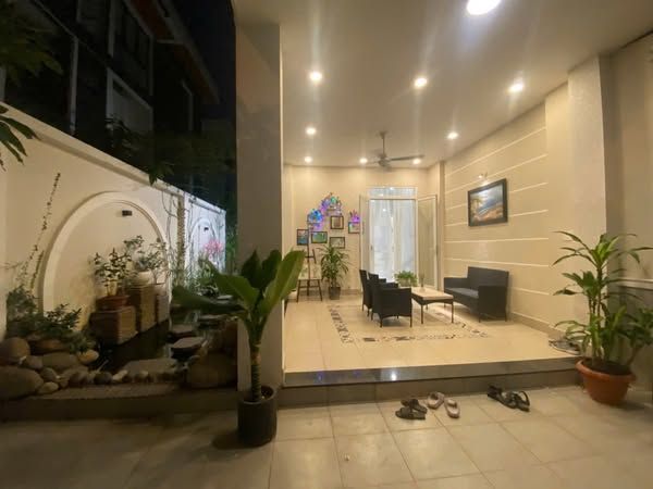 Cho thuê biệt thự song lập Đường Liên Phường Phước Long B, TP. Thủ Đức