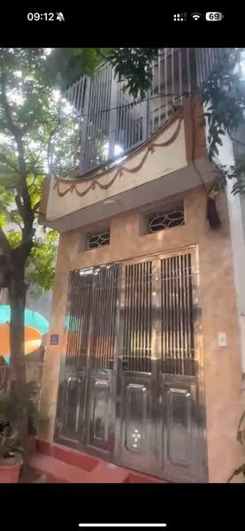 BÁN Nhà 2 tầng đường xe Ô tô tránh nhau.Ngay giáp khu đô thị TÂN PHÚ HƯNG.