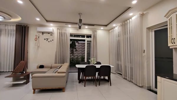 Cho thuê biệt thự song lập Đường Liên Phường Phước Long B, TP. Thủ Đức