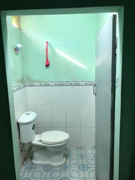 Đầu tháng 7 trống 1 phòng trọ có gác , có giường, nệm, có wifi, an ninh, giờ giấc thoải mái