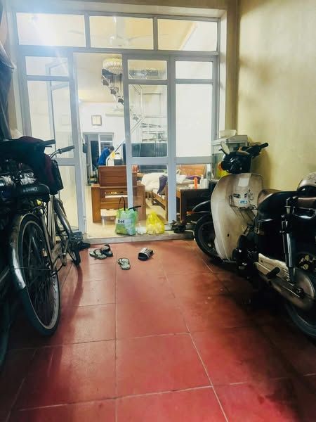 BÁN Nhà 2 tầng đường xe Ô tô tránh nhau.Ngay giáp khu đô thị TÂN PHÚ HƯNG.