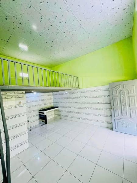 Còn 1 phòng trống phòng mới xây to rộng rãi hiện đại có gác siêu rộng gần trường cấp 2 cao lãnh 1