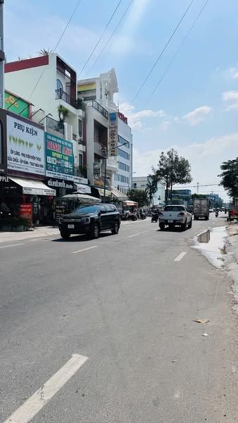 Cho thuê nhà Con đường kinh doanh sầm uất ở TPCL Ngô Thì Nhậm, Phường 1, Tp Cao Lãnh