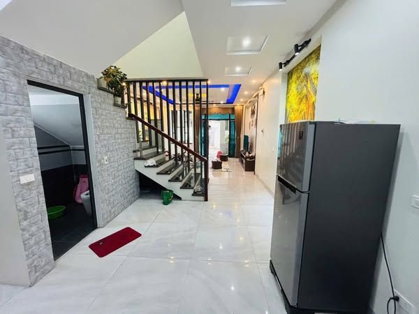 BÁN NHÀ 2 TẦNG TRỤC CHÍNH HÀ NHẬM – CHỢ MẬU LÂM – KHAI QUANG – VĨNH YÊN