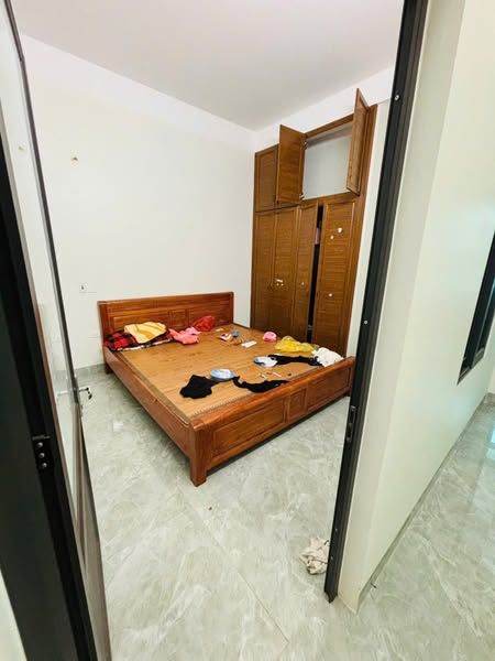 BÁN NHÀ 2 TẦNG TRỤC CHÍNH HÀ NHẬM – CHỢ MẬU LÂM – KHAI QUANG – VĨNH YÊN
