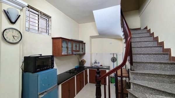 Cần cho thuê nhà riêng Ngõ 414 đường Láng - Đống Đa - Hà Nội