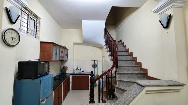 Cần cho thuê nhà riêng Ngõ 414 đường Láng - Đống Đa - Hà Nội