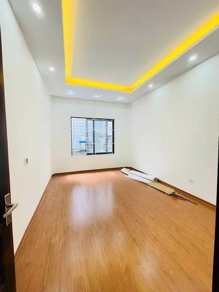 Chính chủ cho thuê nhà nguyên căn tại ngõ 102 Pháo đài Láng, Đống Đa