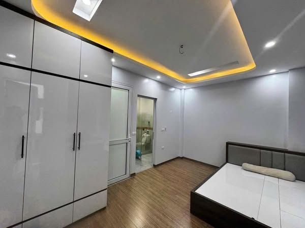 Cho thuê nhà nguyên căn ngõ 296 Đường Lĩnh Nam, Phường Lĩnh Nam, Quận Hoàng Mai, Hà Nội