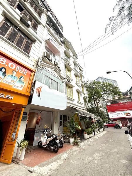 Cho thuê nhà nguyên căn 5 tầng Nguyễn Thị Định-Trung Hoà-Cầu Giấy
