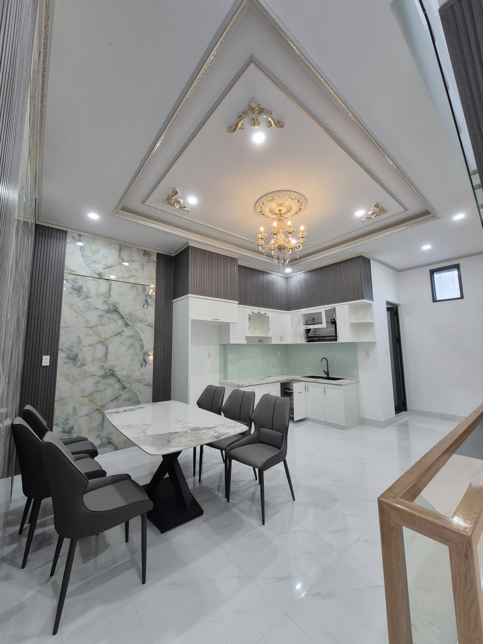 CHÍNH CHỦ GỬI BÁN NHÀ MẶT TIỀN NAYDER MẶT TIỀN KINH DOANH