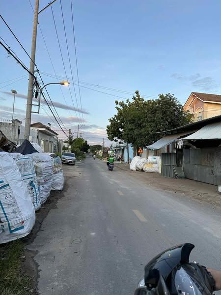Cho thuê nhà nguyên căn mặt bằng tiện kinh doanh Đường Trường Chinh Khu Phố Hiệp Ninh