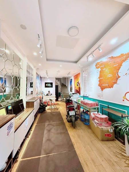 Cho thuê nhà nguyên căn 5 tầng Nguyễn Thị Định-Trung Hoà-Cầu Giấy