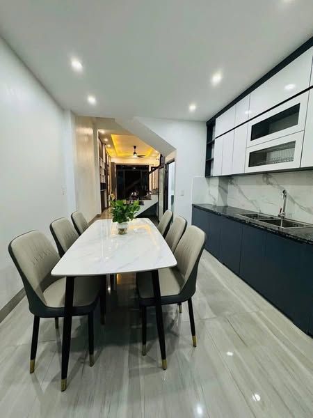 CC bán Căn Nhà 3 tầng khu 2 phường Hải Tân TPHD . Giáp khu đô thị Đông Nam Cường , giáp Ekopark