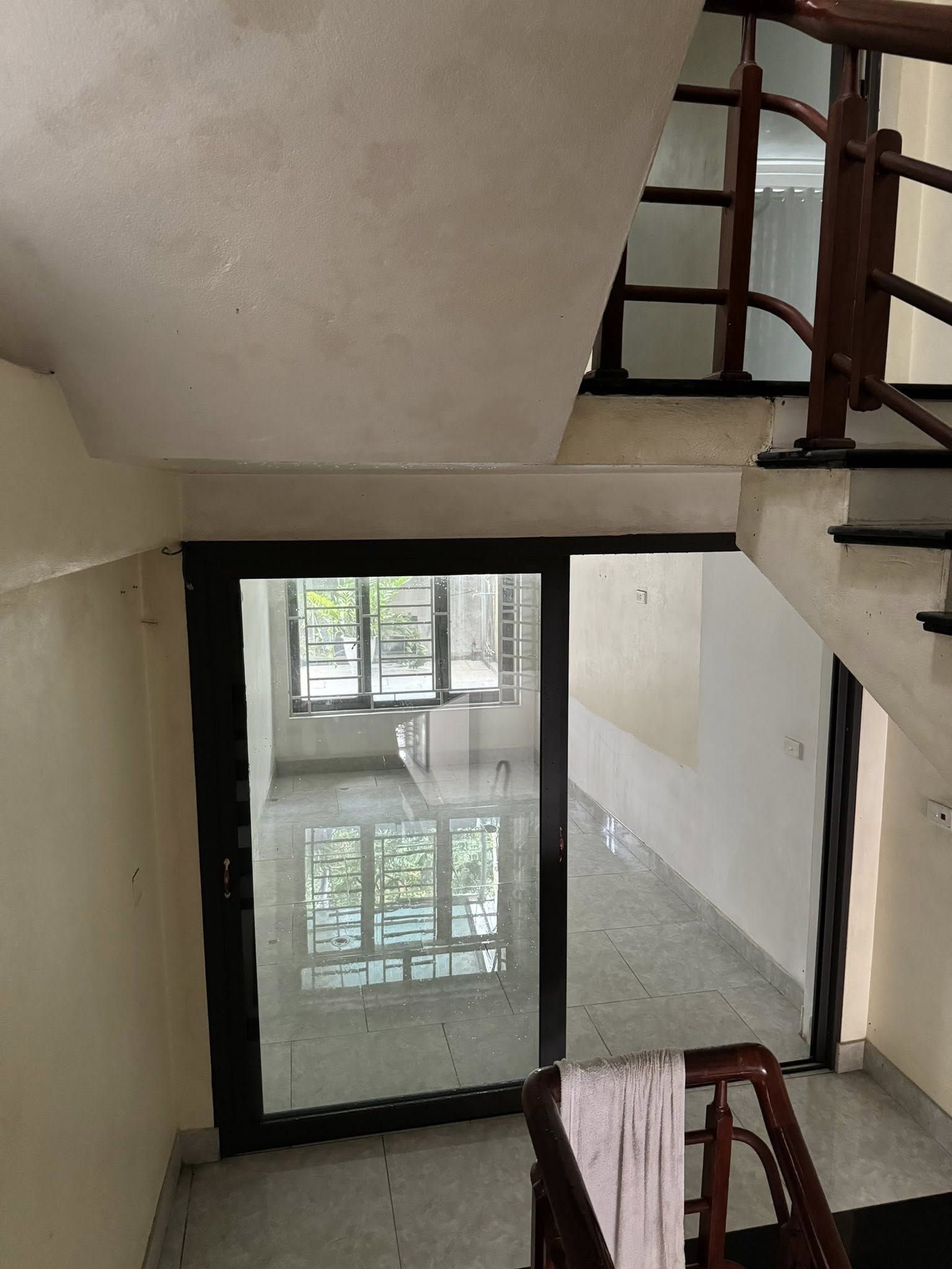 Cho thuê nhà 3 tầng tại thanh miếu trên chục đường trần nguyên hãn