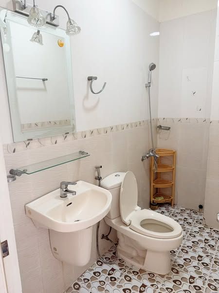 Cho thuê Phòng mới sạch đẹp, Nguyễn trãi , phường 7 quận 5 ,