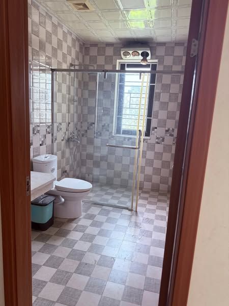 cho thuê nhà liền kề nguyên căn 4 tầng tại 079 đường đại lộ Trần Hưng Đạo gần toà nhà Tower The Man