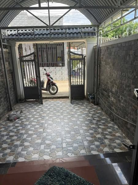 Cho thuê nhà gần trung tâm hành 9, gần mặt trận, gần công an tỉnh Nam Định