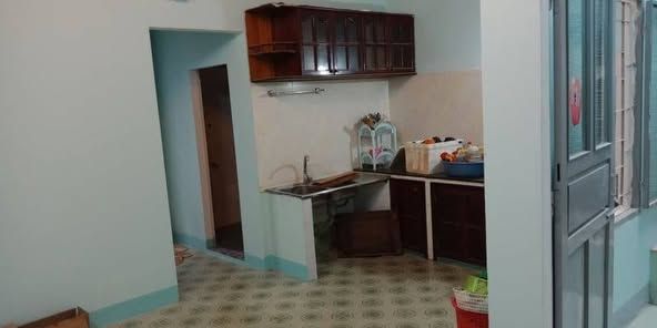 Cho thuê nhà nguyên căn. Địa chỉ: Số 11 hẻm 76 đường Lê thánh tôn, Pleiku.