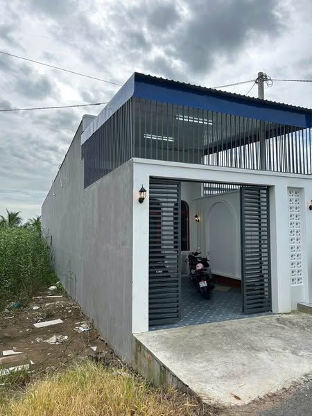 CHO THUÊ NHÀ NGUYÊN CĂN 3 PHÒNG NGỦ – NGANG 5M, DÀI 32M – RỘNG RÃI, THOÁNG MÁT