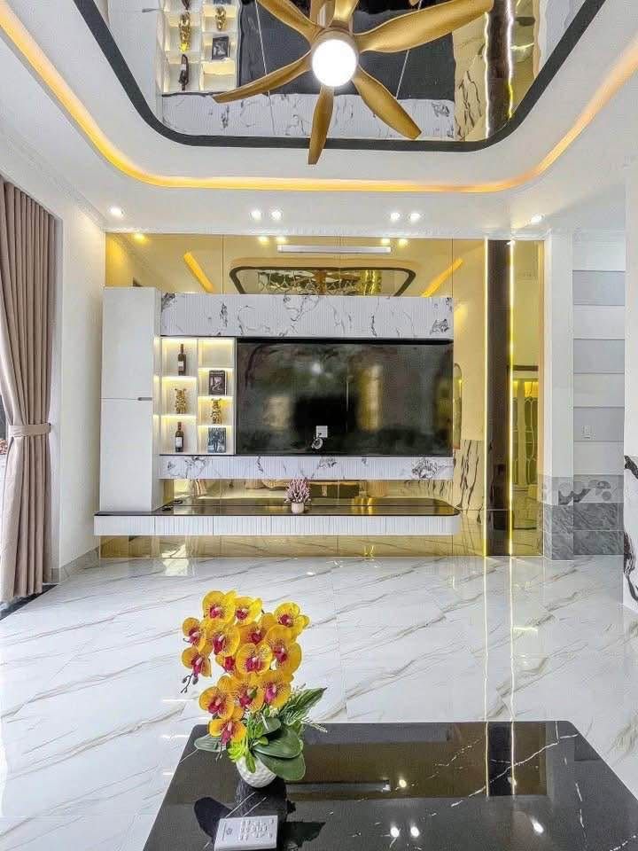NHÀ TRỆT LẦU MỚI ĐẸP 2 MẶT TIỀN - ĐƯỜNG TÔ VĨNH DIỆN - BÌNH THUỶ - CẦN THƠ