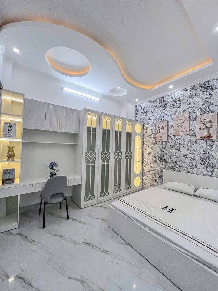 NHÀ TRỆT LẦU MỚI ĐẸP 2 MẶT TIỀN - ĐƯỜNG TÔ VĨNH DIỆN - BÌNH THUỶ - CẦN THƠ