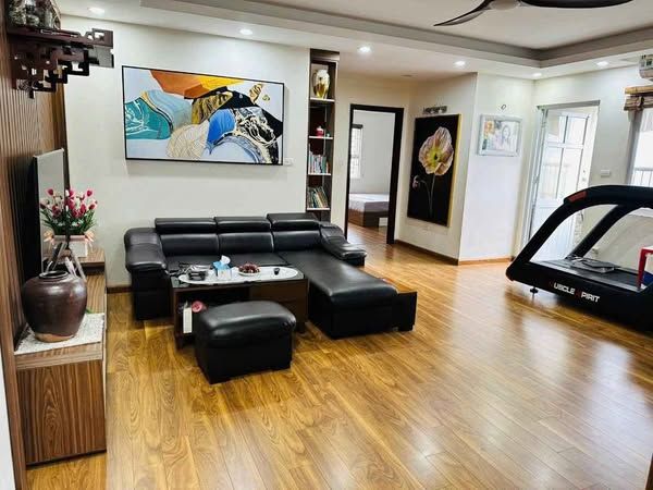 CHO THUÊ CHUNG CƯ CT2A THẠCH BÀN - 2PN- NỘI THẤT CƠ BẢN - BALCONY ĐÔNG NAM