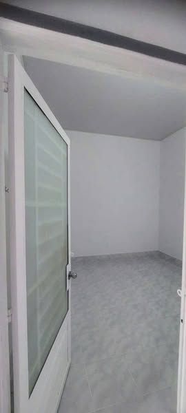 Cho thuê nhà nguyên căn mới sửa lại mới sao lưng chợ Sao Mai Bình Khánh Long Xuyên An Giang