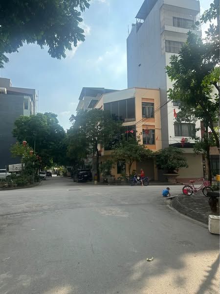 CHÍNH CHỦ - BÁN NHÀ - DV ĐÔ NGHĨA - HÀ ĐÔNG - NHÀ DÂN XÂY - PHÂN LÔ VỈA HÈ KD ĐỈNH 50m 4 tầng