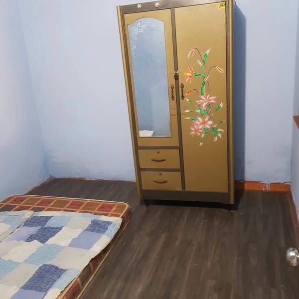 Cho thuê nhà nguyên căn , full nội thất dt 120m2 tại hẻm oto Nguyễn Công Phương T.p Quảng Ngãi