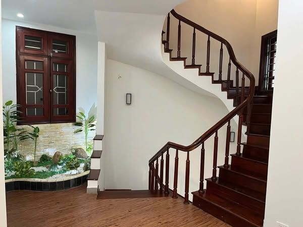 Cho Thuê Nhà Biệt Thự Chính Chủ Địa chỉ: Dịch Vọng-Cầu Giấy-Hà Nội