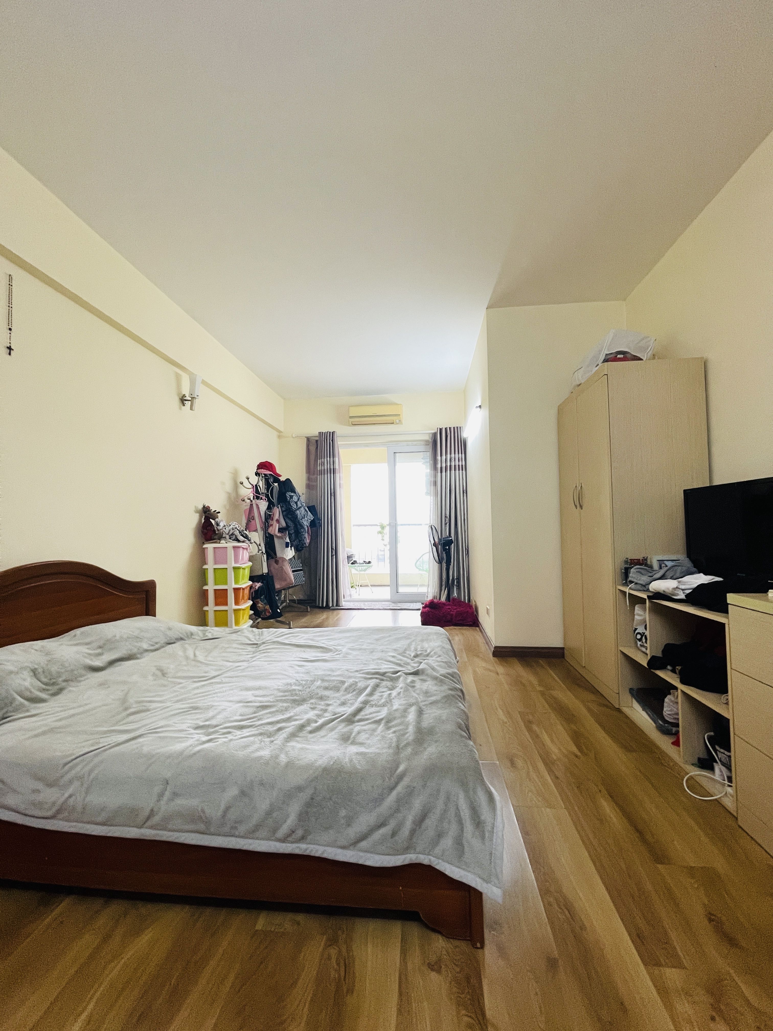 Bán gấp Chung cư Vườn Đào, Tây Hồ 3 ngủ 125m2
