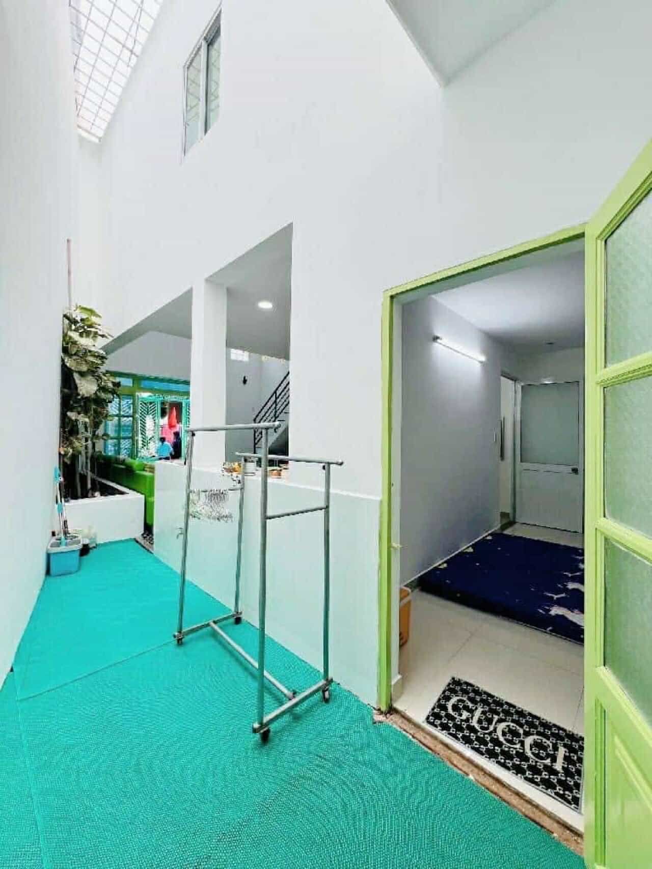 Bán nhà hxh cấp 4 có lửng full nt 70m2 Lâm Thị Hố Q12, sát Hiệp Thành City , nở hậu - 4 TỶ NHỈNH