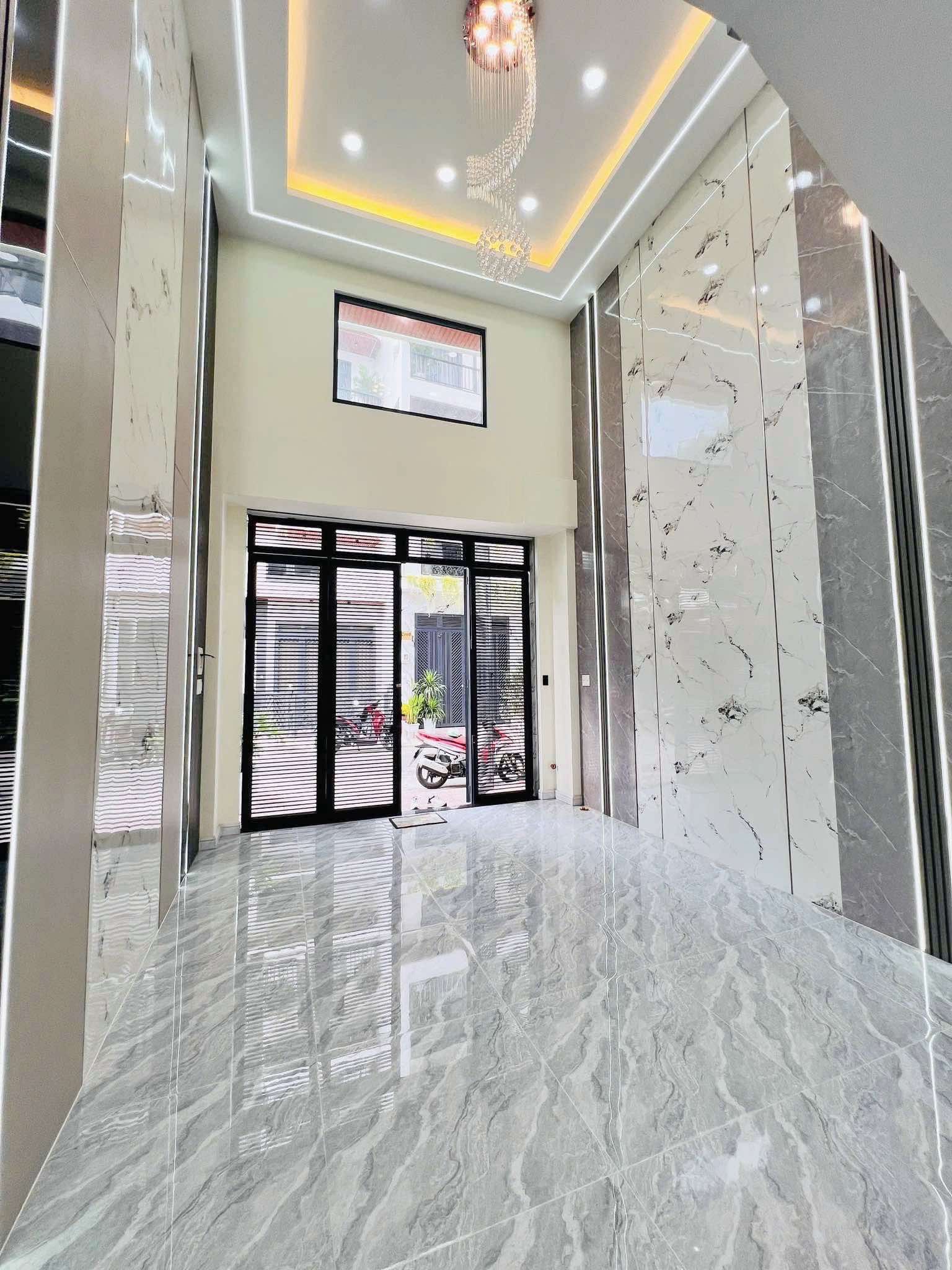Nhà mới hxh thông full nt hẻm 621 Nguyễn Ảnh Thủ Q12 , 51m2-5tang , 5 tỷ nhỉnh 0932030061