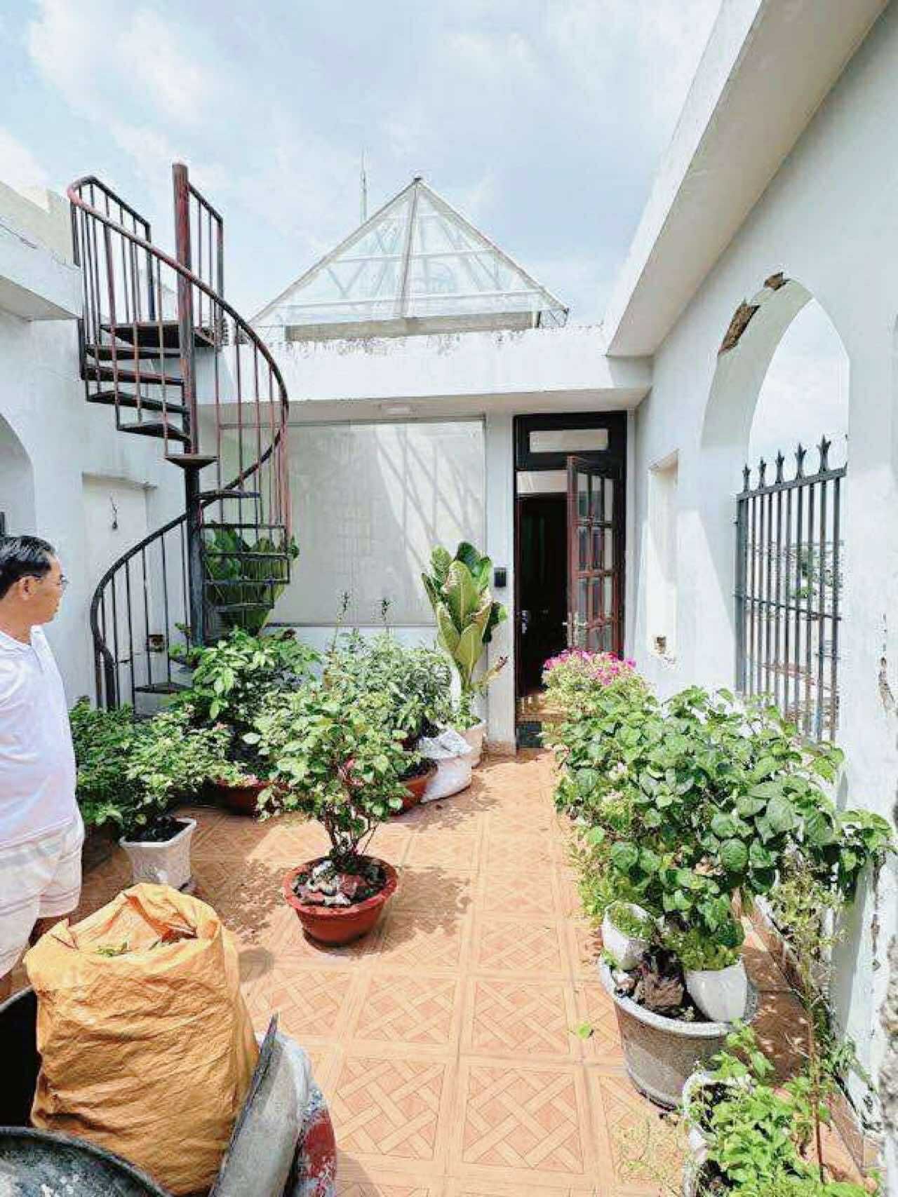 Bán nhà sát mt Tân Chánh Hiệp 3 Q12 , 66m2-4tang , đường 8m thông , 6 tỷ nhỉnh 0932030061