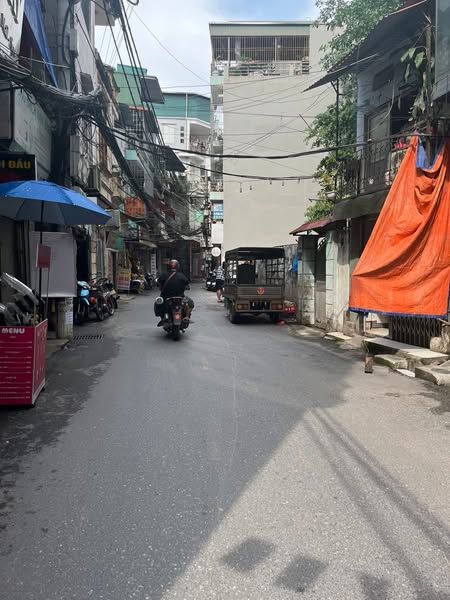 Cho thuê Biệt Thự mặt phố Hoàng Mai-Trương Định, 90m2, 4 Tầng