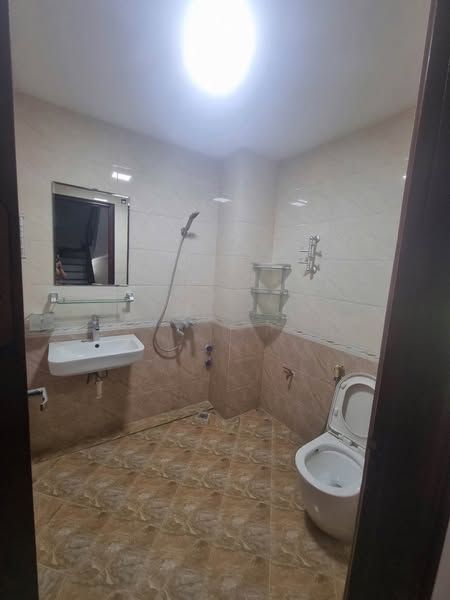 Chính chủ cho thuê nhà Phân Lô Hoàng Sâm-Nghĩa Đô-Cầu Giấy