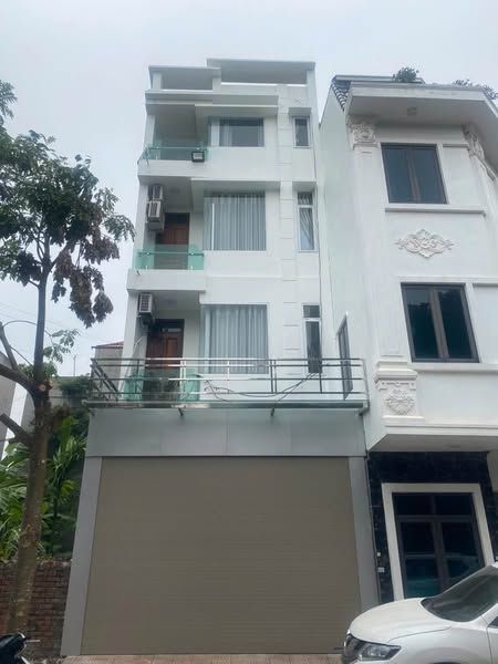 Chủ bán lại căn nhà 4 tầng tại liên bảo - Vĩnh yên - Vĩnh phúc