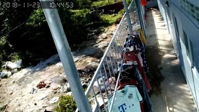 chúng tôi cho thuê phòng trọ đầy đủ tiện nghi: máy lạnh, tủ lạnh, máy nước nóng, bếp mini