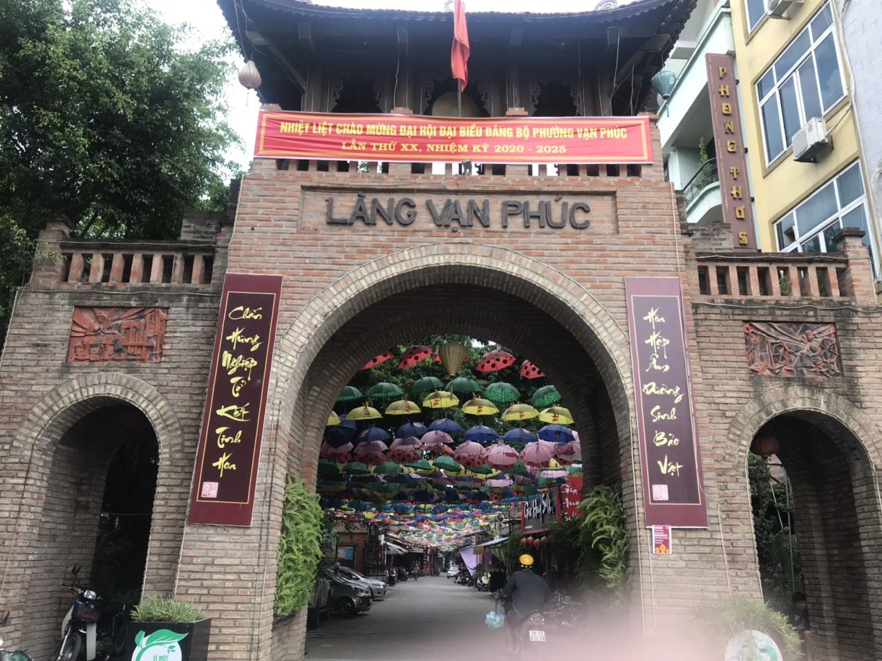 Chưa đến 3 tỷ có ngay nhà phố làng Lụa Vạn Phúc, Hà Đông, 4 tầng, ở ngay, chủ tự xây