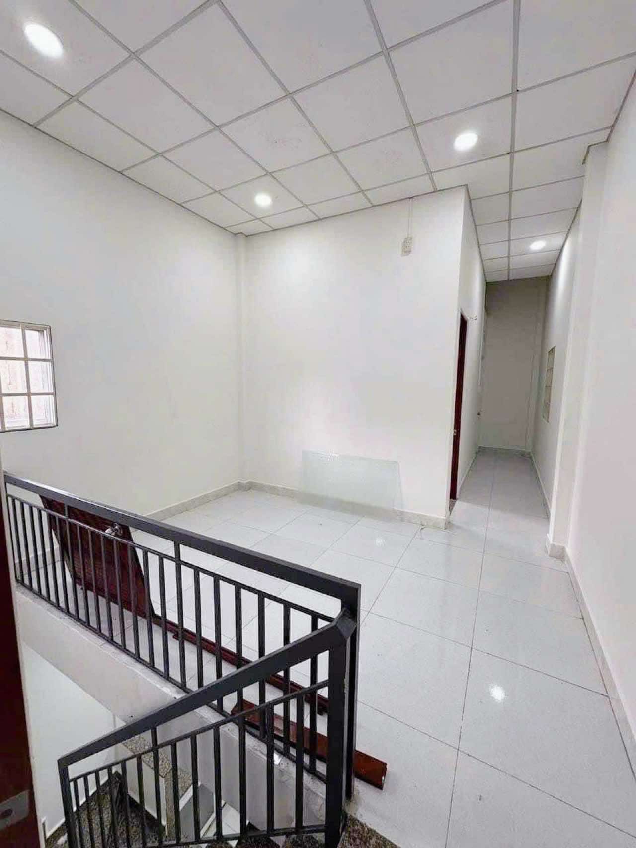 Nhà cấp4 có lửng 86m2 (4*26) Hiệp Thành 26 - Q12 , thu nhập 7tr/Th , xe hơi ngủ nhà - 3 tỷ nhỉnh