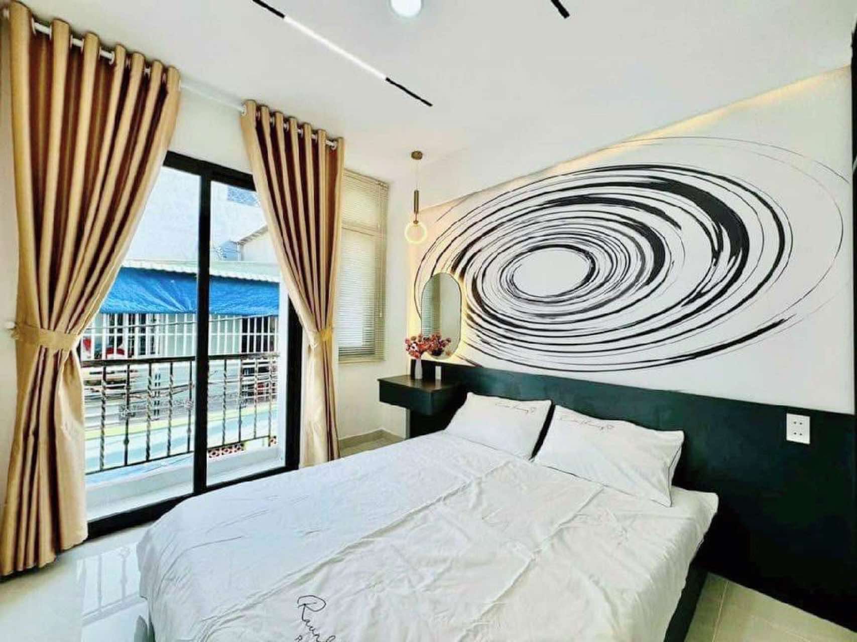 Nhà mới full nội thất 34m2-3tang Nguyễn Tư Giản P12 Gò Vấp, hxh - 4 tỷ nhỉnh 0932030061