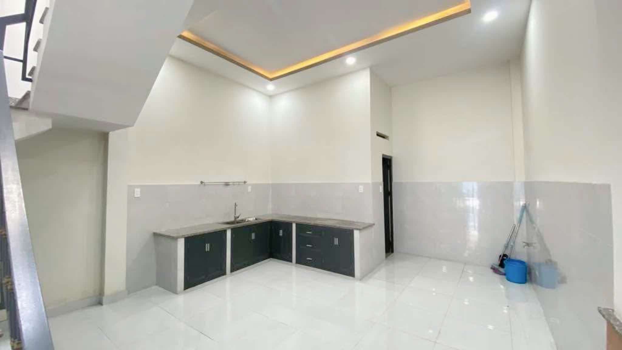 Bán nhà hxh 71m2-3tang sát mt Nguyễn Ảnh Thủ Q12 , liền kề Ngã Tư Nước Đá , 5 tỷ nhỉnh 0932030061