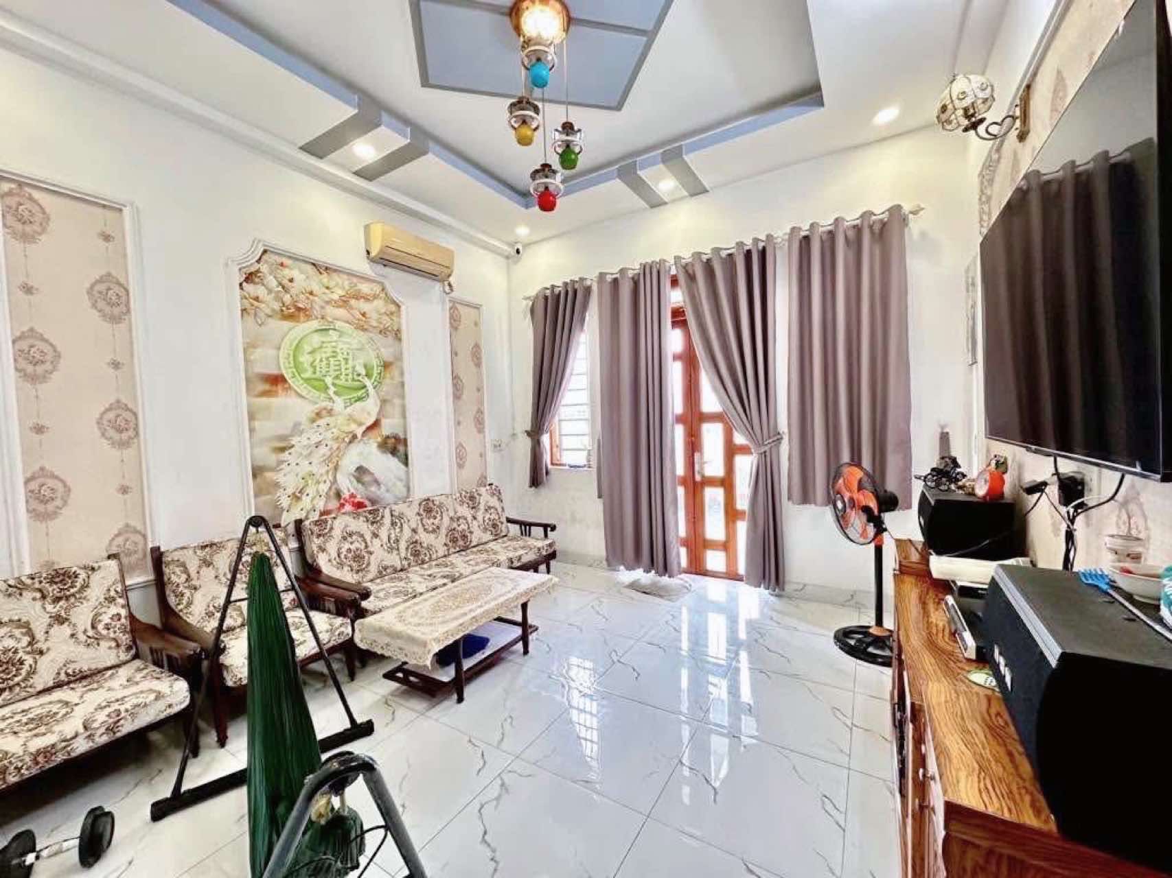Bán nhà 60m2-4tang Hiệp Thành 45 Q12 ,oto ngủ nhà ,liền THPT Võ Trường Toàn- 5 tỷ nhỉnh 0932030061