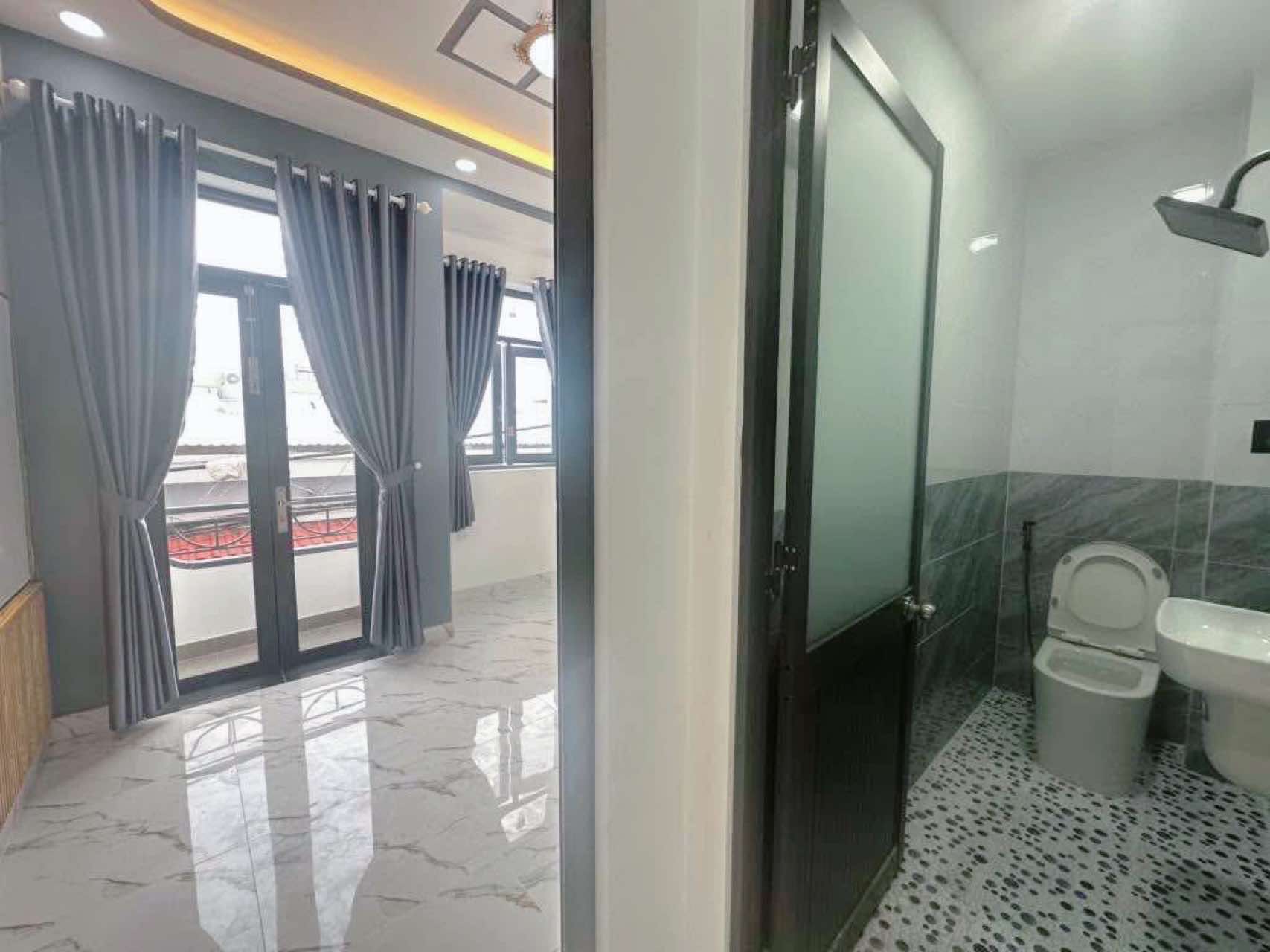 Nhà mới full nt 38m2-3tang hxh thông sát mt Tân Chánh Hiệp 3 Q12 - 5 tỷ nhỉnh 0932030061