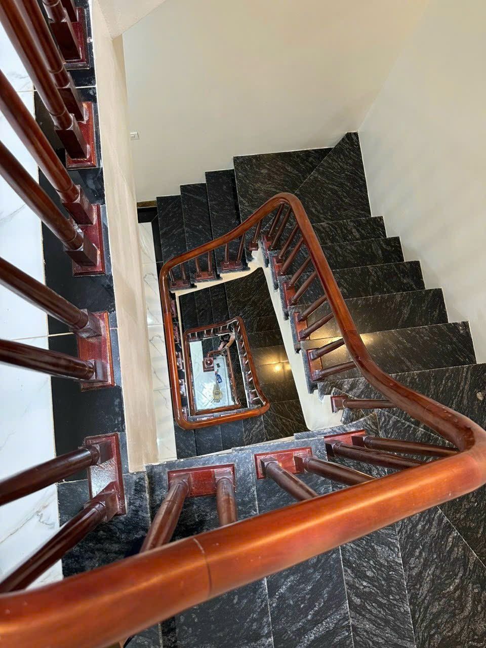 Giá nhỉnh 3 tỷ Có ngay nhà đẹp Lai Xá, Hoài Đức, ngõ thông, cách QL 32 vài bước chân.