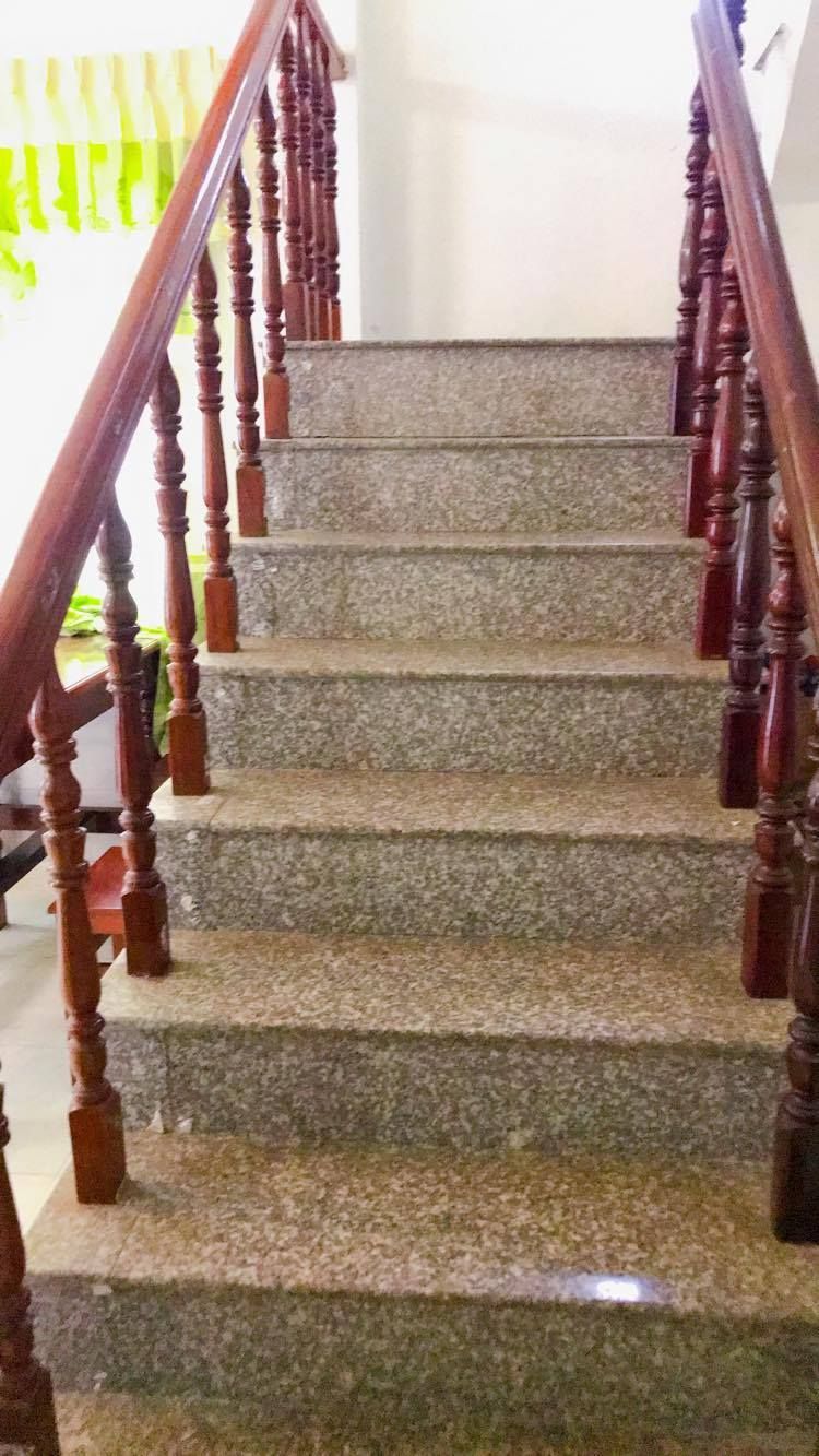 CHO THUÊ NHÀ 1 LẦU SÂN TRƯỚC CÓ ĐỒ ĐẠC GẦN ĐẠI HỌC Y DƯỢC 6 TRIỆU (MIỄN TRUNG GI